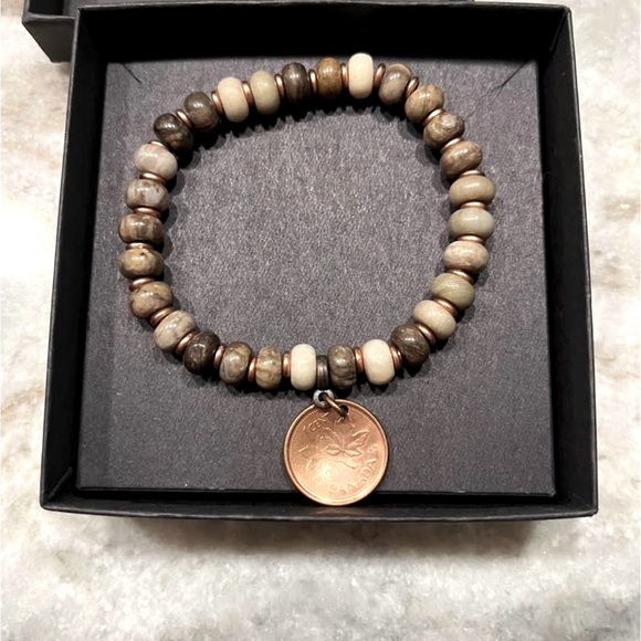 Penny bracelet. Stretch. Natural stones. Brown beige. - Picture 1 of 3